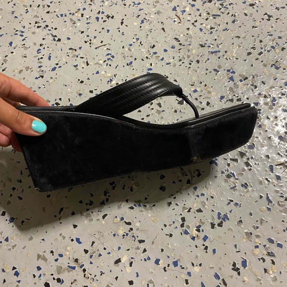 Frankie’s bikinis platform flip flops - Picture 7 of 16